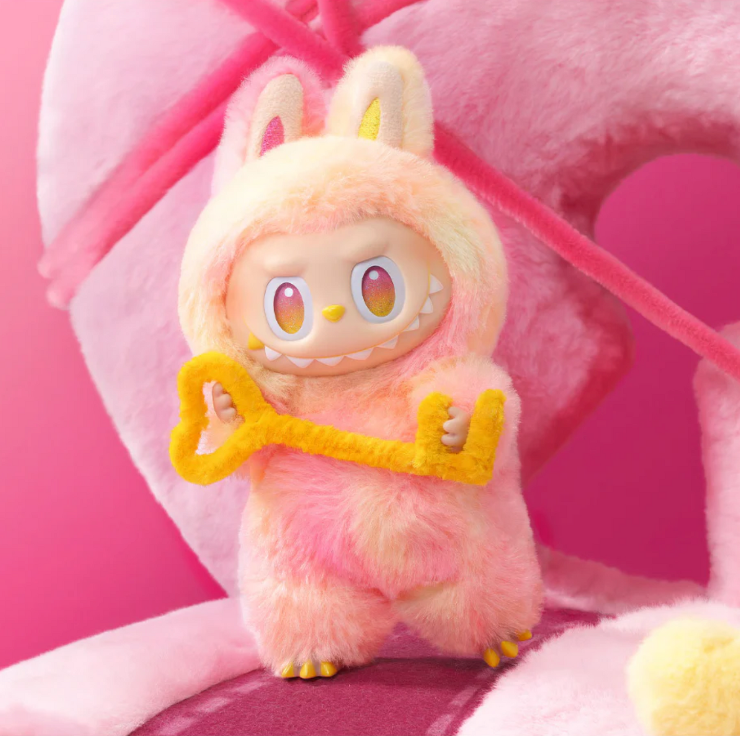 THE MONSTERS Big into Energy Pendant Set | Full Vinyl Plush